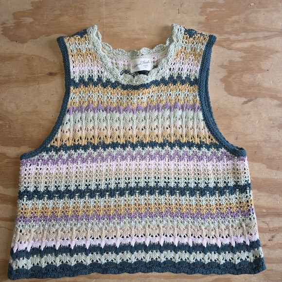Universal Thread Striped Crochet Tank Top (TK1) - Picture 3 of 7